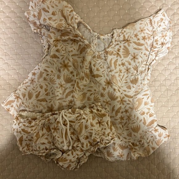 Rylee + Cru Floral Print Top and Bloomers - Picture 2 of 4